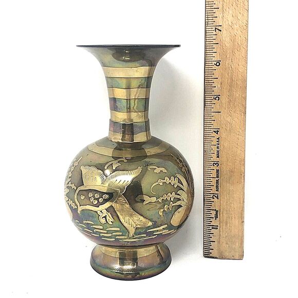 70s Brass Etched Bud Vase Two-Tone Floral Bird Water Lily Bulb Design Inlay Boho - Picture 10 of 10